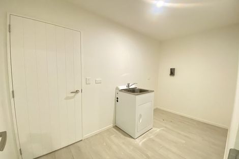 Photo of property in 24 Burnham School Road, Rolleston, 7614