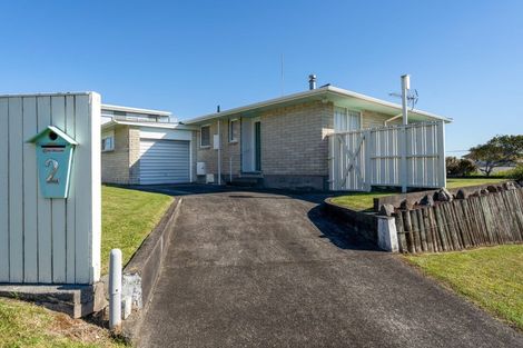 Photo of property in 2 Carver Place, Lynmouth, New Plymouth, 4310