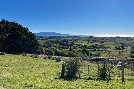 Photo of property in 251 Huia Street, Waikanae, 5391