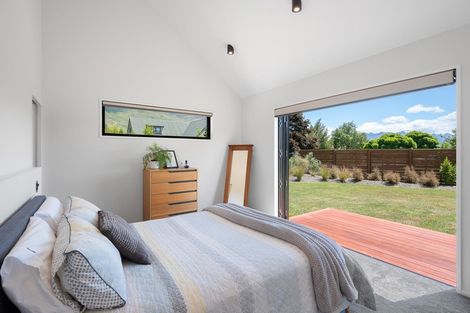Photo of property in 121 West Meadows Drive, Wanaka, 9305