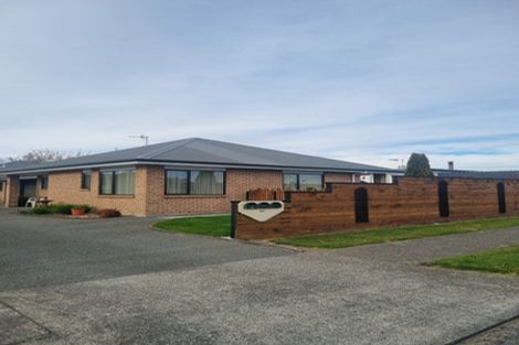 Photo of property in 172a Bartholomew Road, Levin, 5510