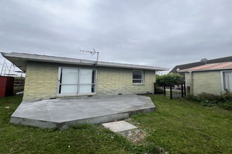 Photo of property in 58 Grimseys Road, Redwood, Christchurch, 8051
