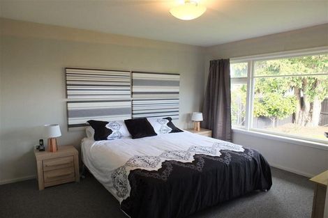 Photo of property in 5 Fitzroy Place, Bishopdale, Christchurch, 8053