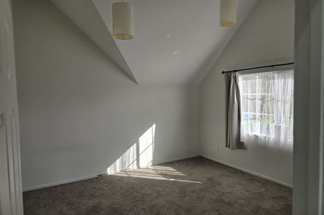 Photo of property in 10/199 Birdwood Road, Massey, Auckland, 0614