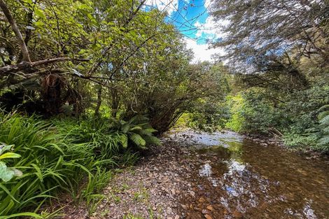 Photo of property in 1789 State Highway 2, Kaitoke, Upper Hutt, 5018