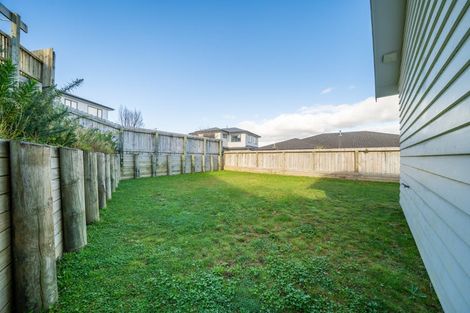 Photo of property in 71 Grenada Drive, Grenada Village, Wellington, 6037