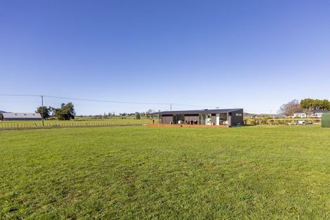 Photo of property in 20 White Road, Otane, 4202