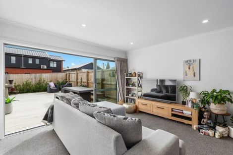 Photo of property in 16 Springside Court, Huntington, Hamilton, 3210