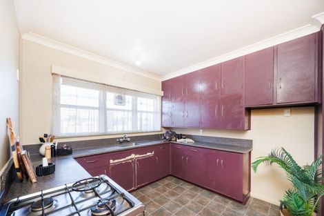 Photo of property in 2 Austin Place, Awapuni, Palmerston North, 4412