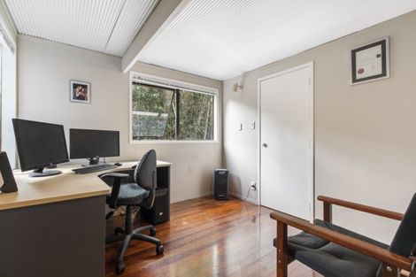 Photo of property in 11 Montressor Place, Howick, Auckland, 2014