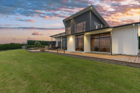 Photo of property in 27 Wake Place, Aokautere, Palmerston North, 4471