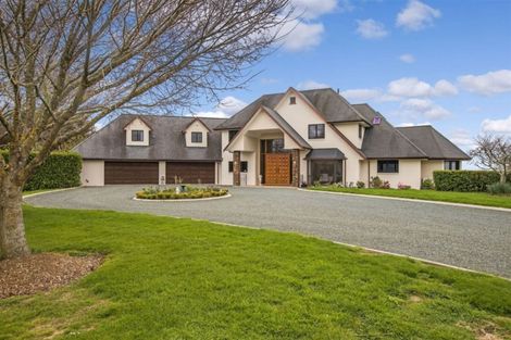 Photo of property in 5 Clark Road, Karaka, Papakura, 2580