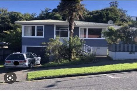 Photo of property in 15 Barberry Grove, Maungaraki, Lower Hutt, 5010