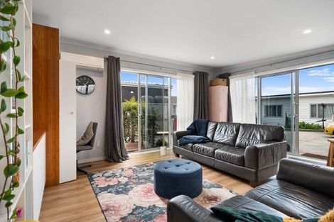 Photo of property in 17b Tuki Street, Titahi Bay, Porirua, 5022