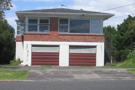 Photo of property in 1/24 Raleigh Road, Northcote, Auckland, 0627