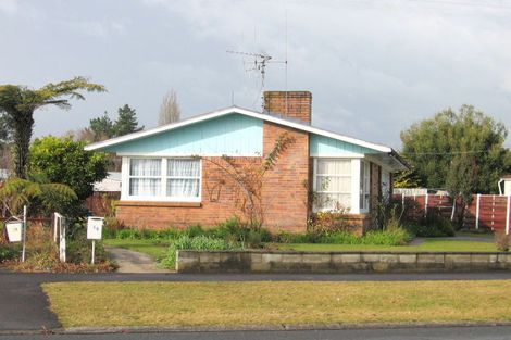 Photo of property in 56 Lewis Street, Glenview, Hamilton, 3206