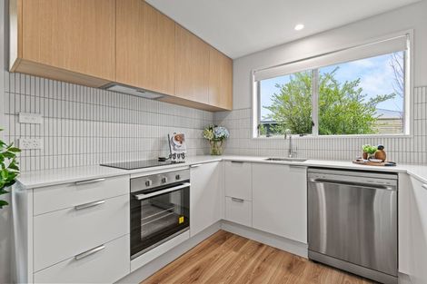 Photo of property in 60 Orrick Crescent, Avondale, Christchurch, 8061