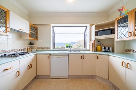 Photo of property in 4 Gainsborough Grove, Belmont, Lower Hutt, 5010