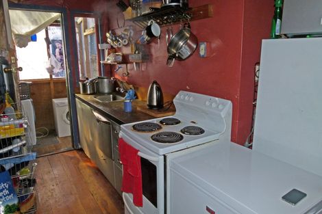 Photo of property in 28 Cambridge Street, Milson, Palmerston North, 4414