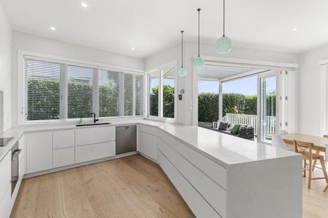 Photo of property in 40 Livingstone Street, Westmere, Auckland, 1022