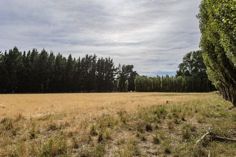 Photo of property in 10 Jelfs Road, Woodend Beach, Woodend, 7691