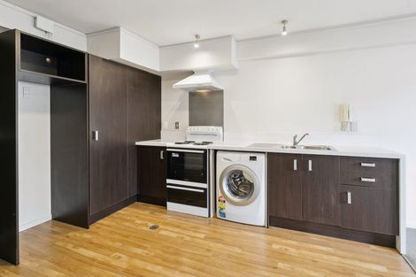 Photo of property in 8h Finlay Terrace, Mount Cook, Wellington, 6021