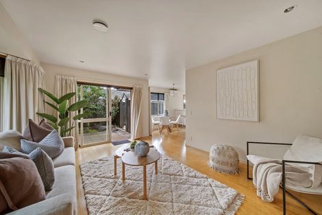 Photo of property in 2/15 Dilworth Street, Riccarton, Christchurch, 8011