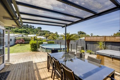 Photo of property in 2 Shirley Place, Bay View, Napier, 4104