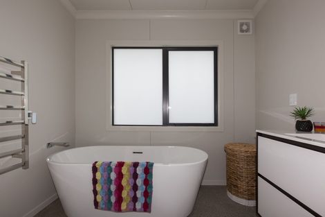 Photo of property in 4a Millhaven Place, Otaki, 5512