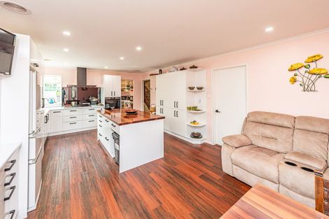 Photo of property in 25 Oakland Avenue, Saint Johns Hill, Whanganui, 4500