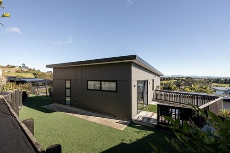 Photo of property in 7 Greenvale Place, Welcome Bay, Tauranga, 3112