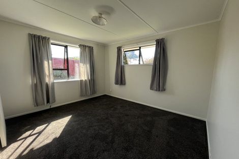 Photo of property in 114 Driver Crescent, Cannons Creek, Porirua, 5024