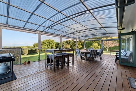 Photo of property in 117 Athenree Road, Athenree, Katikati, 3177