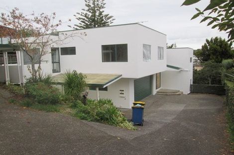 Photo of property in 12a Kiteroa Terrace, Rothesay Bay, Auckland, 0630