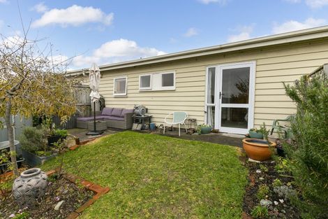 Photo of property in 2/34 Allen Road, Raumati Beach, Paraparaumu, 5032