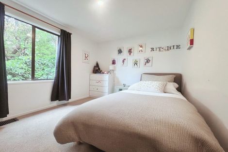 Photo of property in 35 Westhaven Drive, Tawa, Wellington, 5028