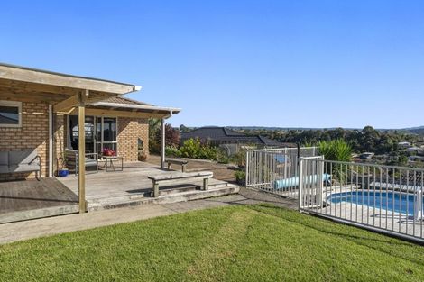 Photo of property in 36 Waterside Drive, Pyes Pa, Tauranga, 3112