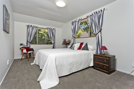 Photo of property in 2/14 Hastings Road, Mairangi Bay, Auckland, 0630