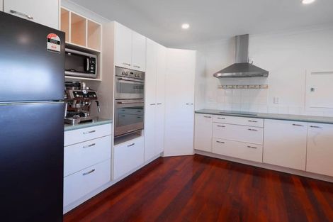 Photo of property in 91 Trig Road, Whitford, Howick, 2571