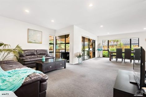 Photo of property in 103 Hugh Green Drive, Pinehill, Auckland, 0632