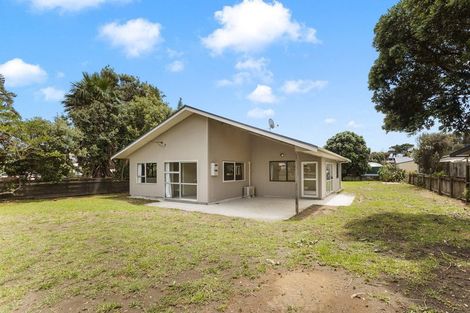 Photo of property in 1 Cordyline Road, Port Waikato, Tuakau, 2695