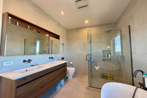 Photo of property in 34 Aldon Lane, Totara Park, Auckland, 2105