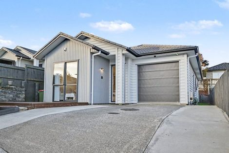 Photo of property in 113 Tiriwa Drive, Massey, Auckland, 0614