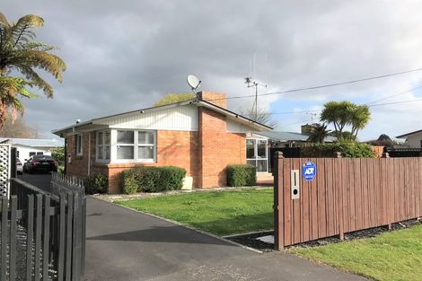 Photo of property in 82 Powells Road, Fairview Downs, Hamilton, 3214