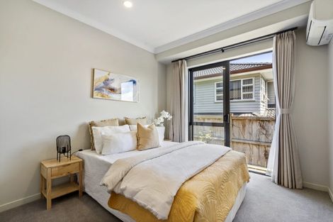 Photo of property in 17 Oak Bark Drive, Schnapper Rock, Auckland, 0632