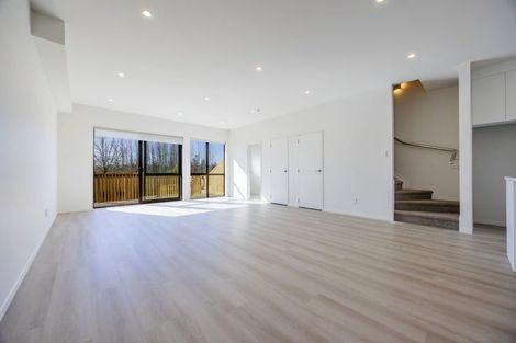 Photo of property in 18/35 Young Crescent, Drury, 2113