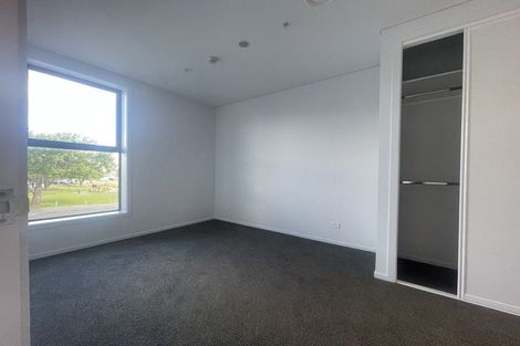 Photo of property in 104/2 Rauroa Lane, Hobsonville, Auckland, 0616