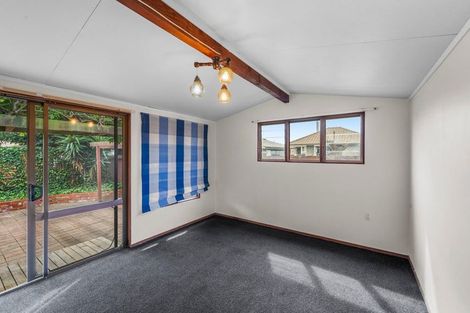 Photo of property in 26 Glenora Place, Hornby, Christchurch, 8042
