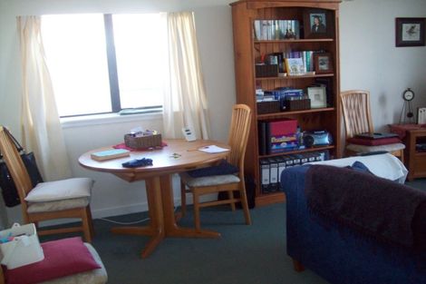 Photo of property in Hobson Court Flats, 35/70 Hobson Street, Thorndon, Wellington, 6011