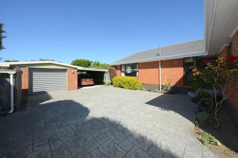 Photo of property in 308 Withells Road, Avonhead, Christchurch, 8042